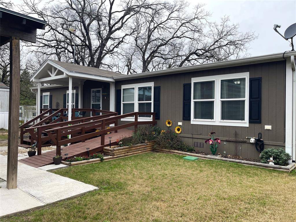 351 Club Lake Rd, Gate 2, Teague, TX 75860
