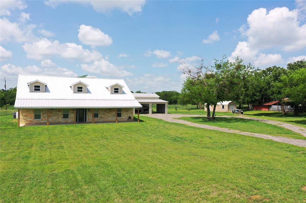 107 S Highway 14, Wortham, TX 76693