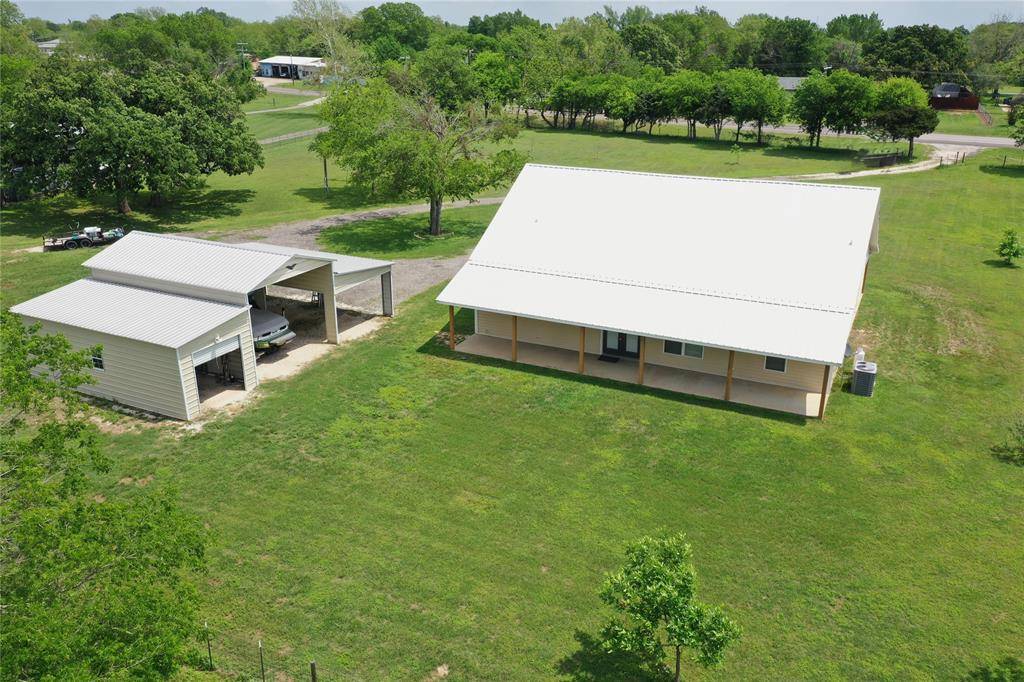 107 S Highway 14, Wortham, TX 76693