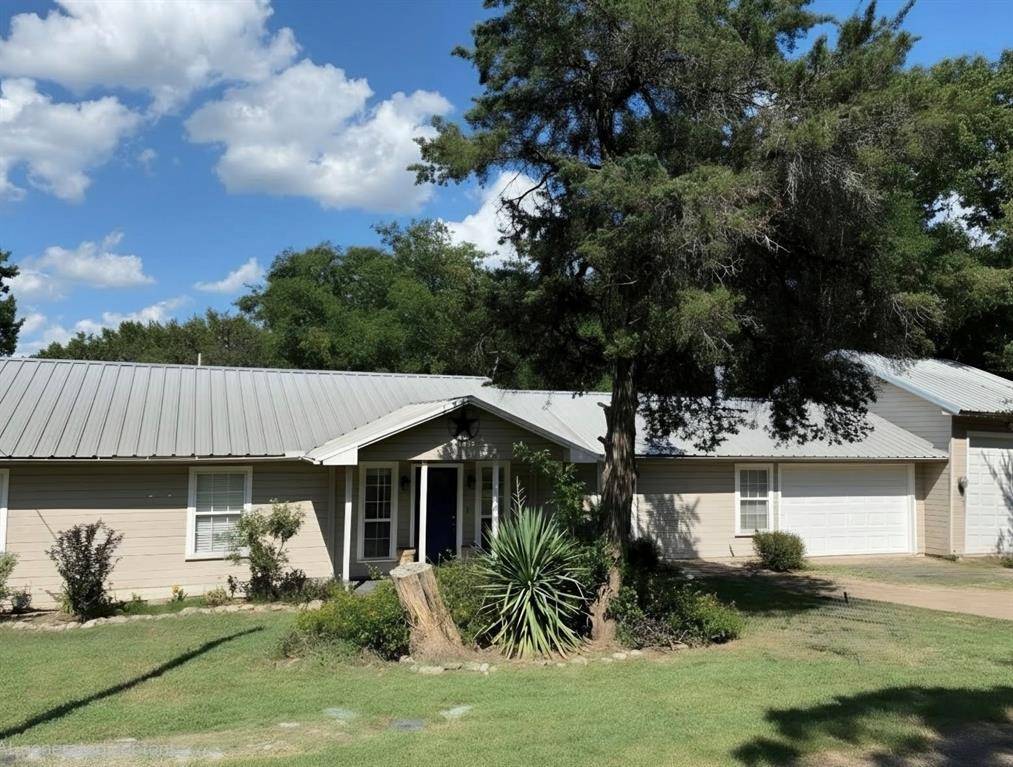 9217 Indian Trail, Rio Vista, TX 76093