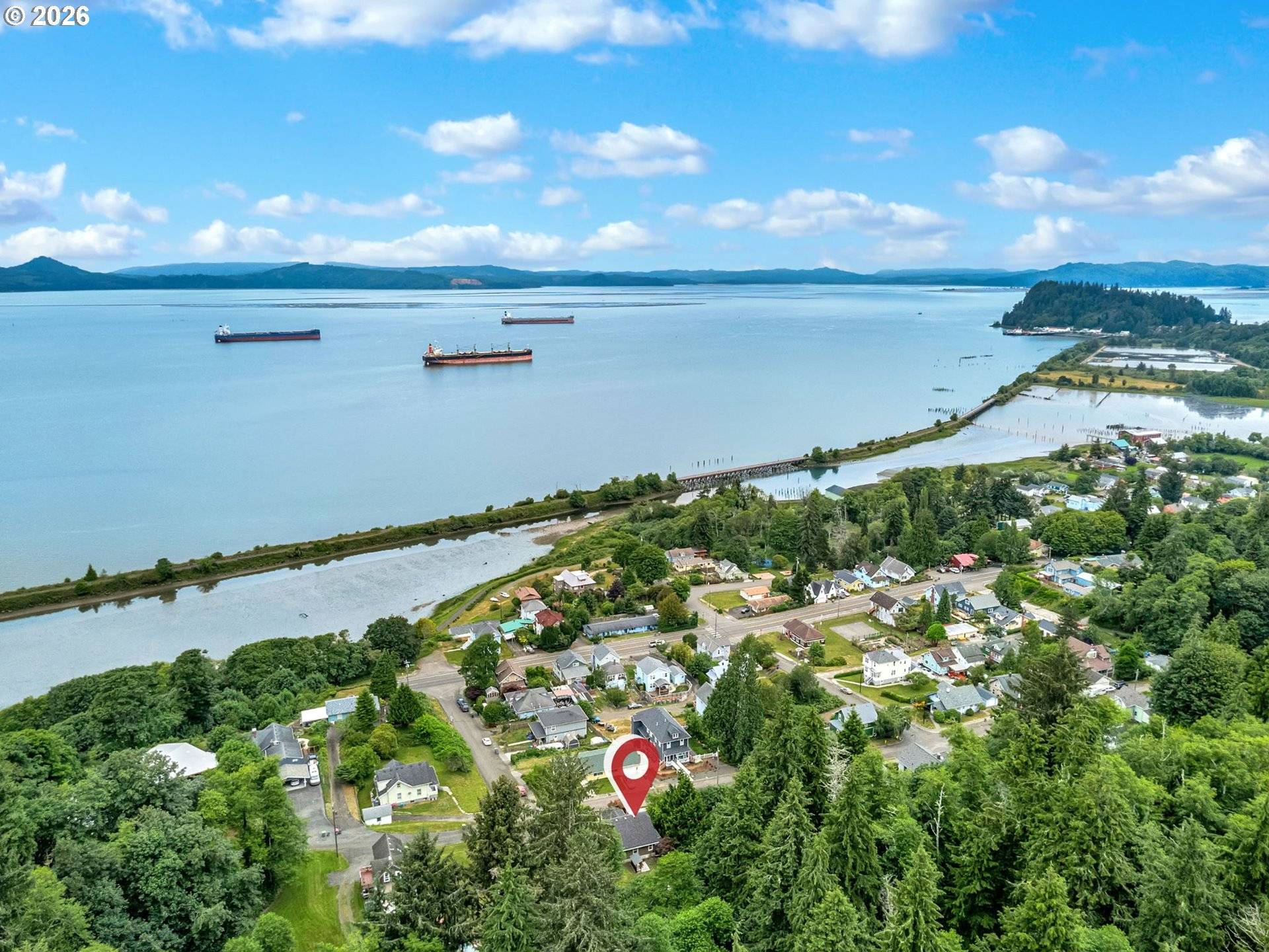 4405 COMMERCIAL ST, Astoria, OR 97103