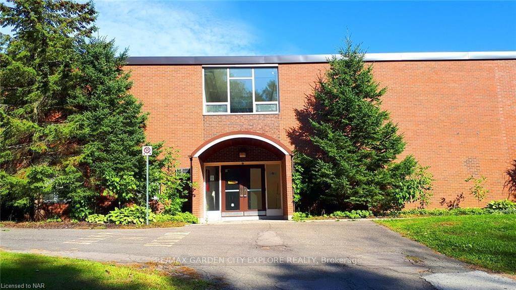 1165 Centre ST, Pelham, ON L0S 1C0