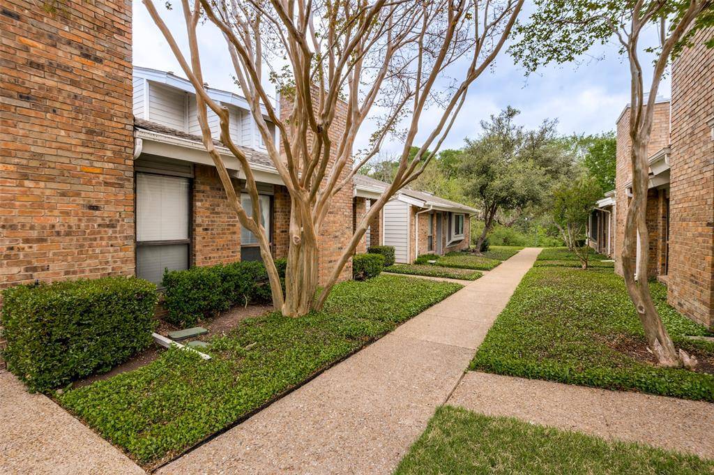 17490 Meandering Way #2202, Dallas, TX 75252