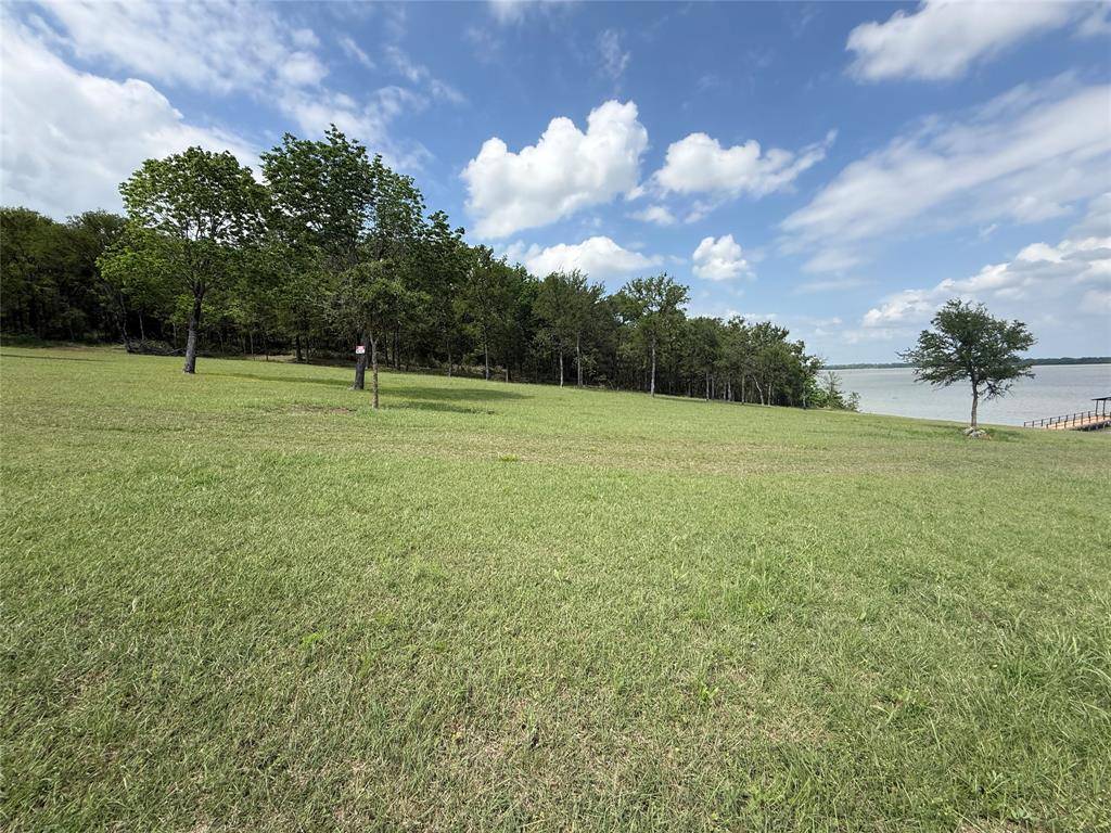 401 Meandering Way, Corsicana, TX 75109