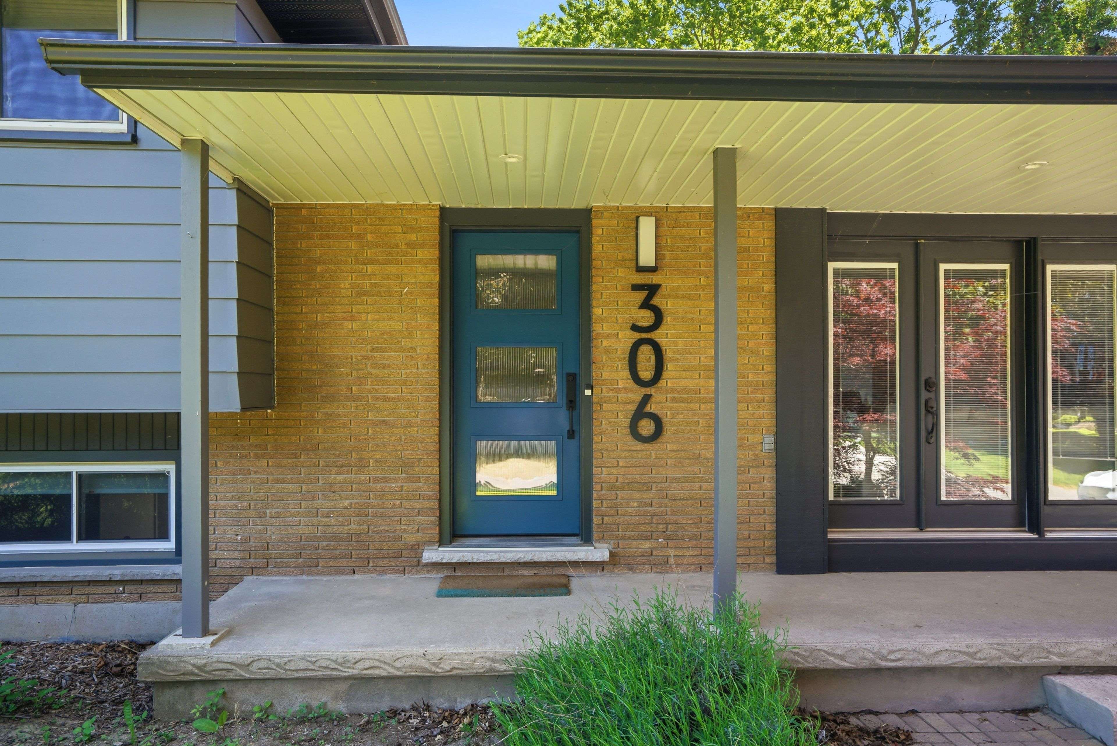 306 Centre ST, Niagara-on-the-lake, ON L0S 1J0