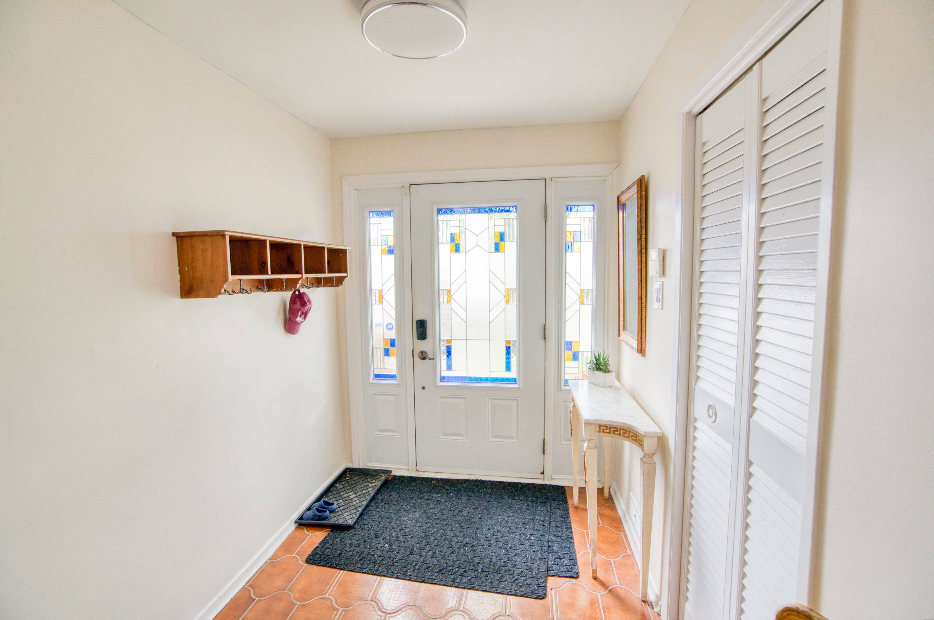 1430 Edgecliffe AVE, Carlington - Central Park, ON K1Z 8G1