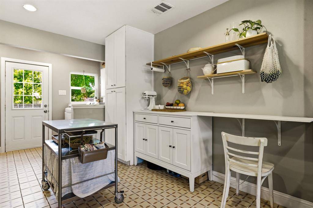 1706 Kirby Road, Carrollton, TX 75006