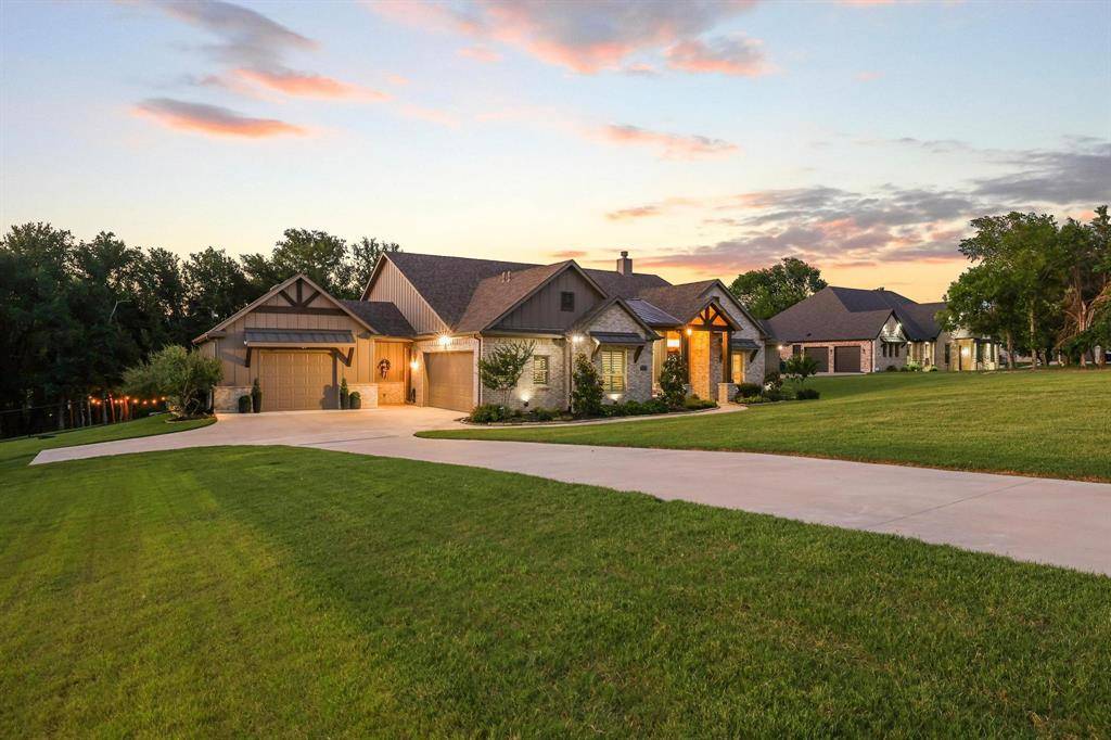 1317 Hunt Road, Gunter, TX 75058