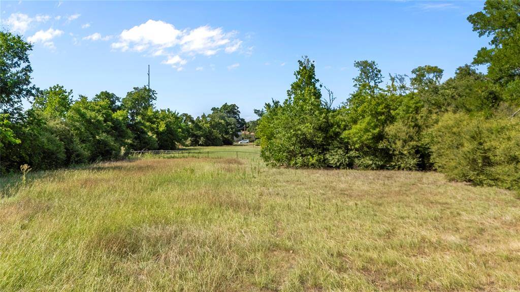 4817 Sunshine Drive, Fort Worth, TX 76105