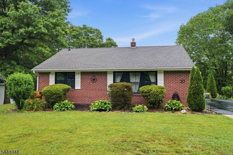 20 Poplar Rd, West Amwell Twp., NJ 08551