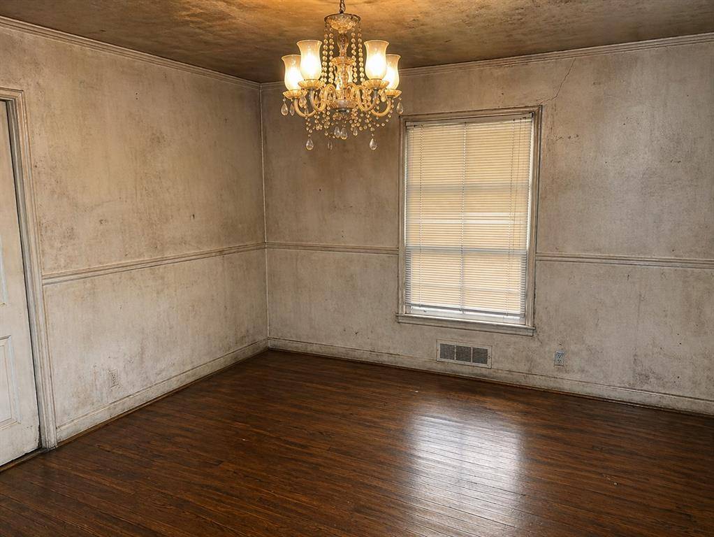 403 N Tennant Street, Dallas, TX 75208