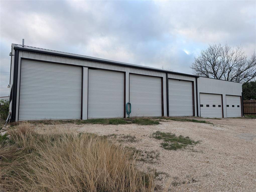 18243 N Highway 6, Valley Mills, TX 76689