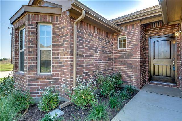 1001 Pigeon Hawk Drive, Little Elm, TX 75068
