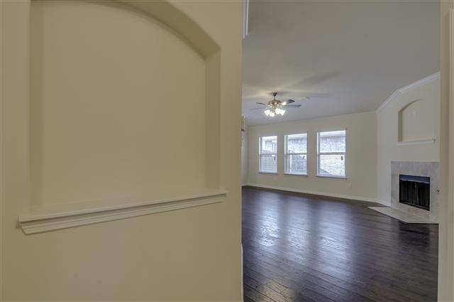 1001 Pigeon Hawk Drive, Little Elm, TX 75068