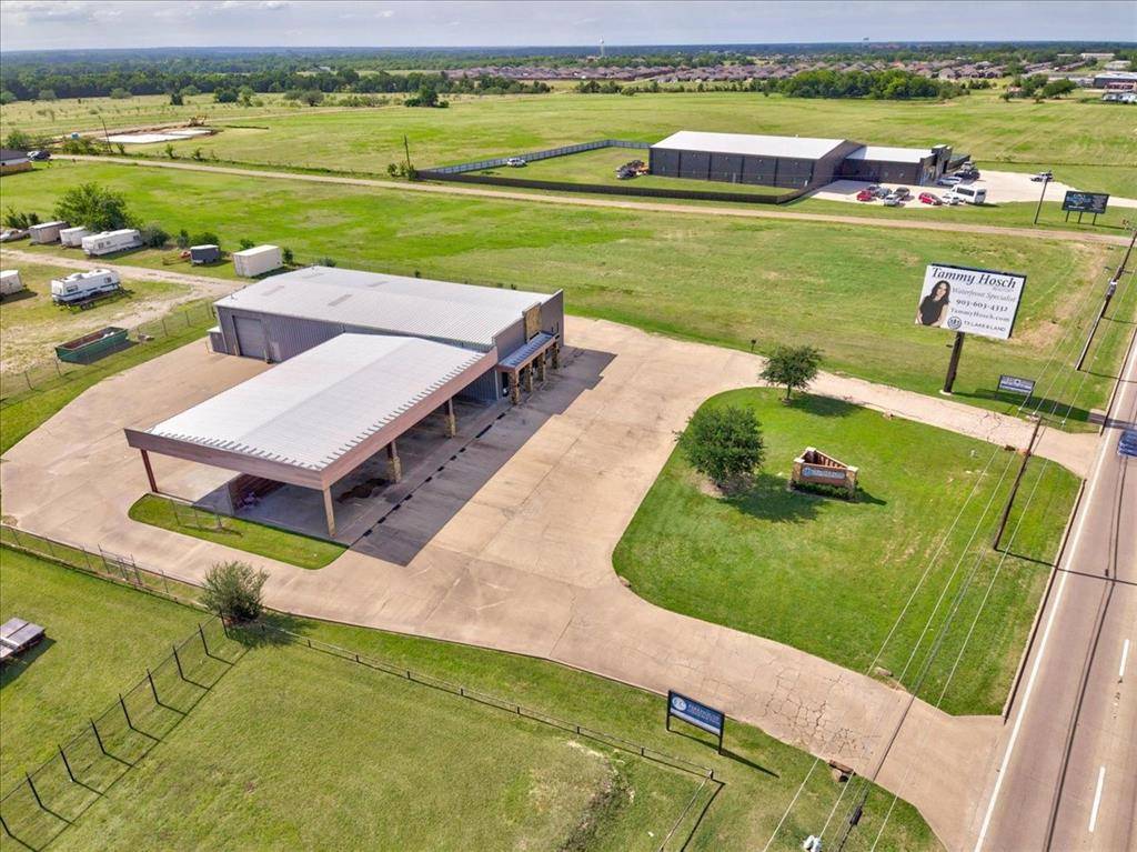 1920 S 3rd Street, Mabank, TX 75147
