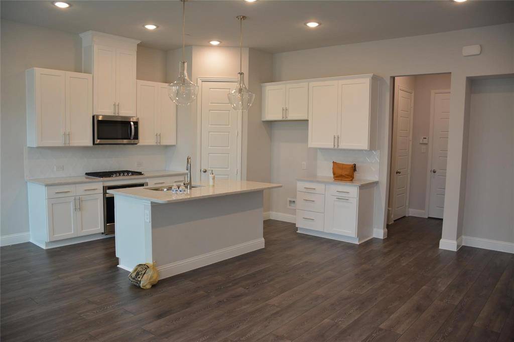 331 Colusa Drive, Lewisville, TX 75056