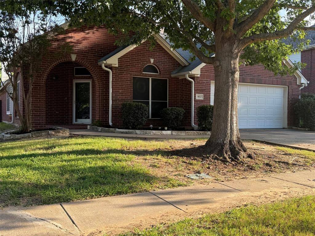 5827 Silver Sage Lane, Grand Prairie, TX 75052
