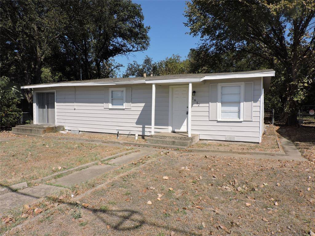 1612 N Anglin Street, Cleburne, TX 76031
