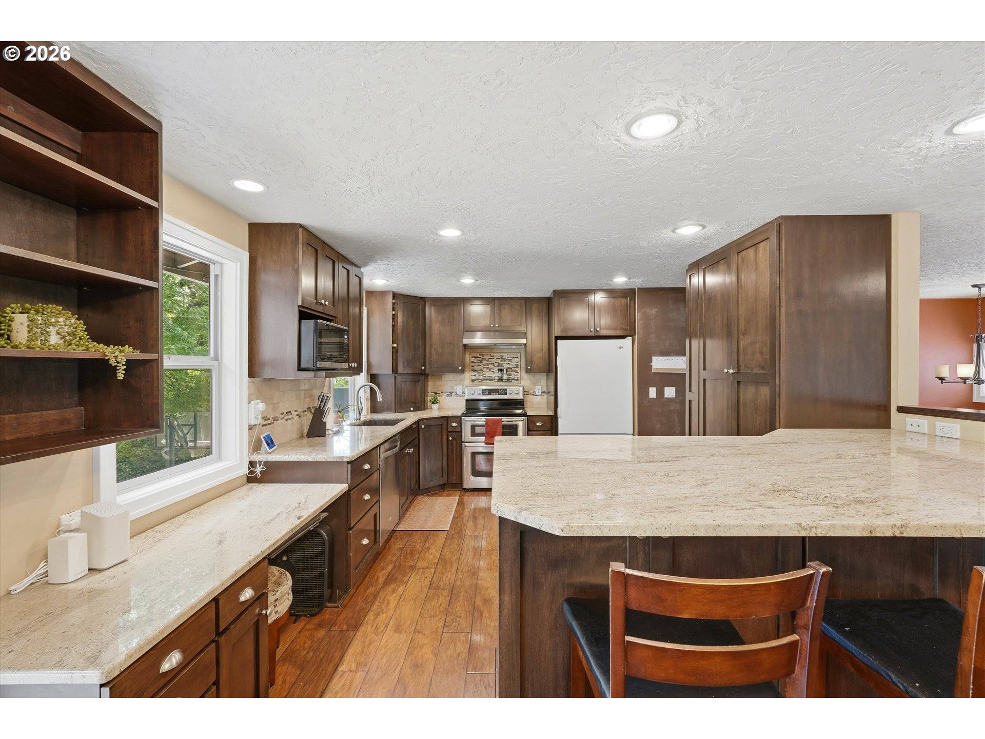 7125 VIA MONTEMAR, Gladstone, OR 97027