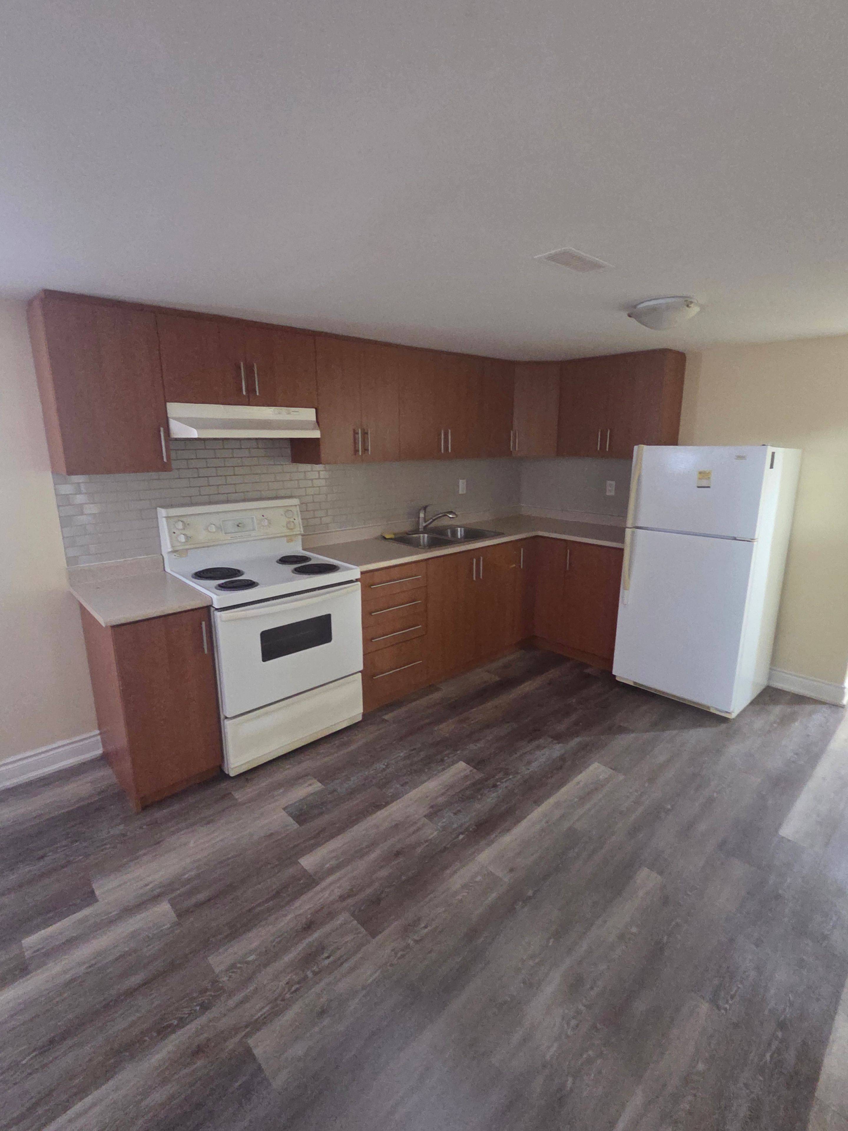 6 Sterne AVE, Brampton, ON L6W 2Y4