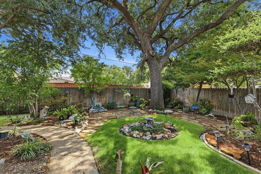 1336 Carnation Drive, Lewisville, TX 75067