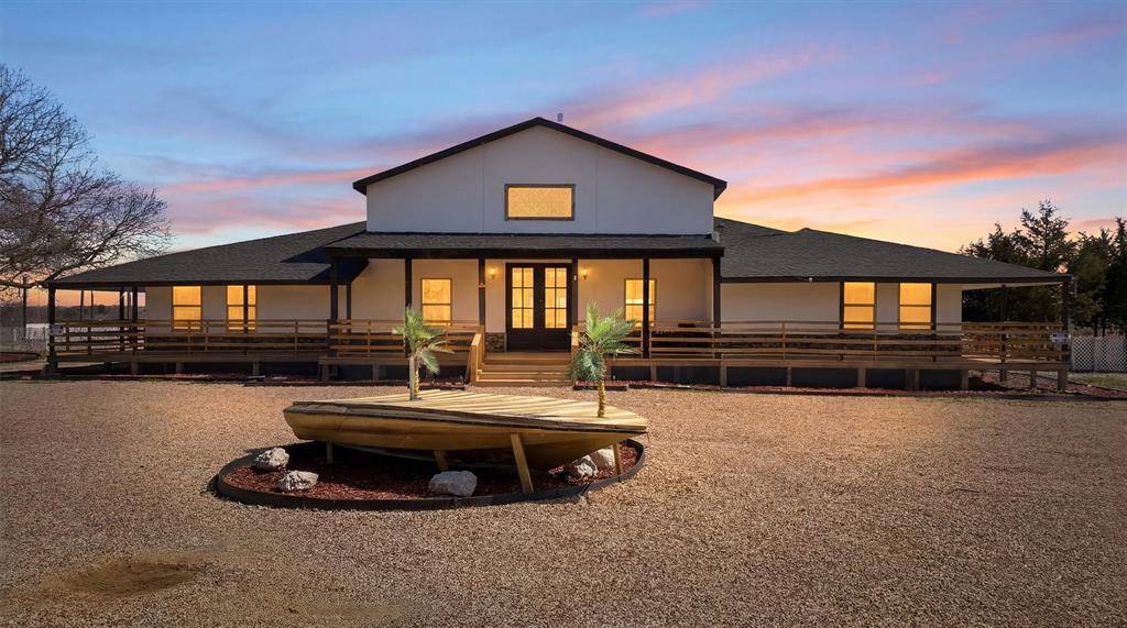 550 County Road 297, Gainesville, TX 76240
