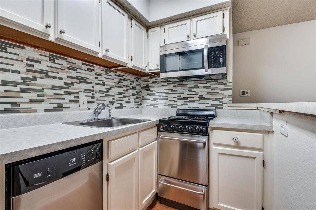 2311 Basil Drive #C304, Arlington, TX 76006