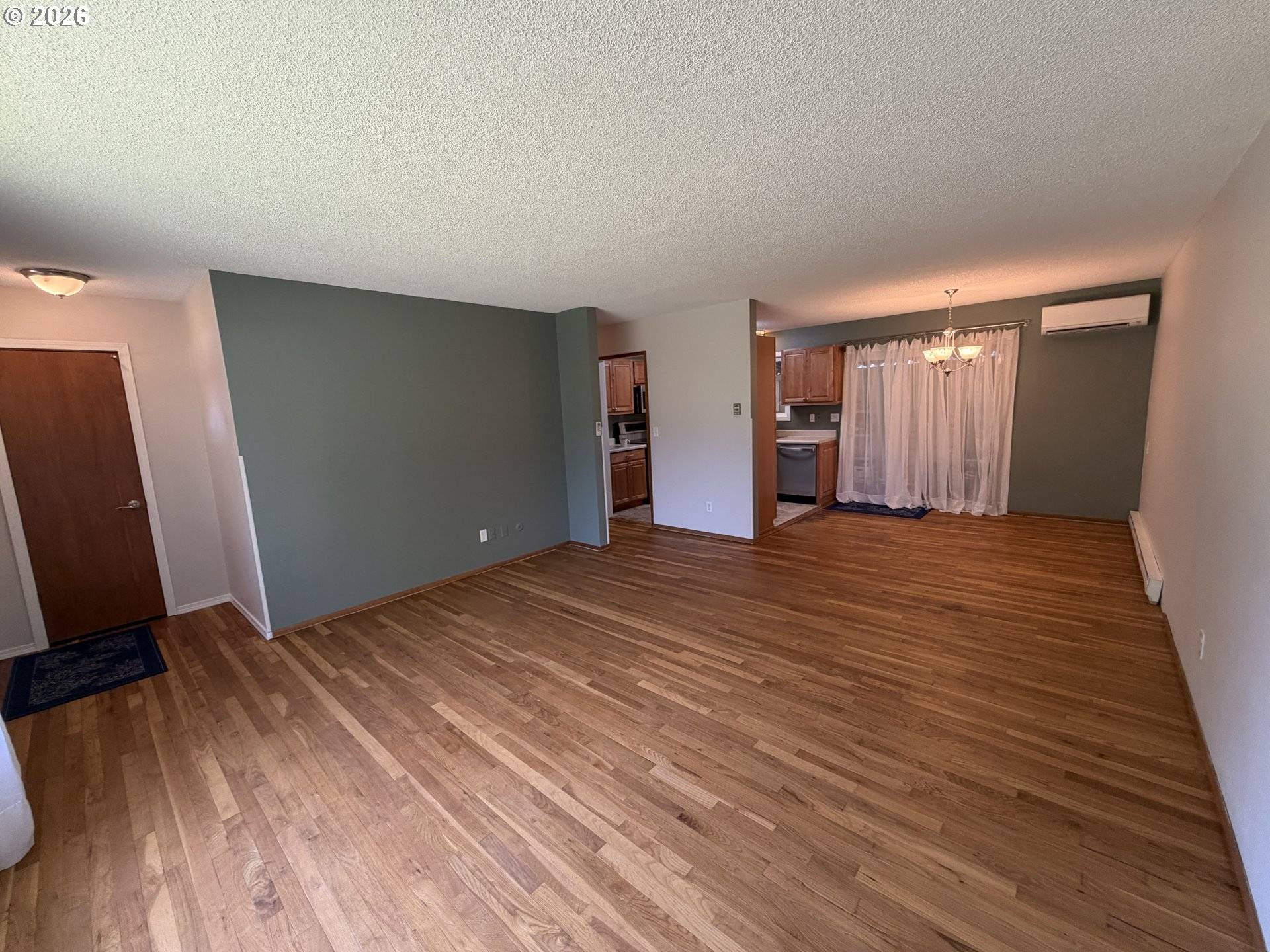12560 SE MAIN ST, Portland, OR 97233