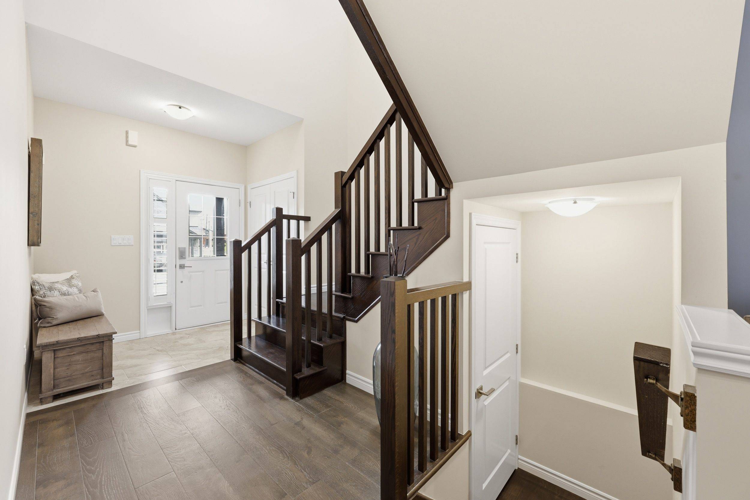 33 Vic Chambers PL, Brant, ON N3L 0E6