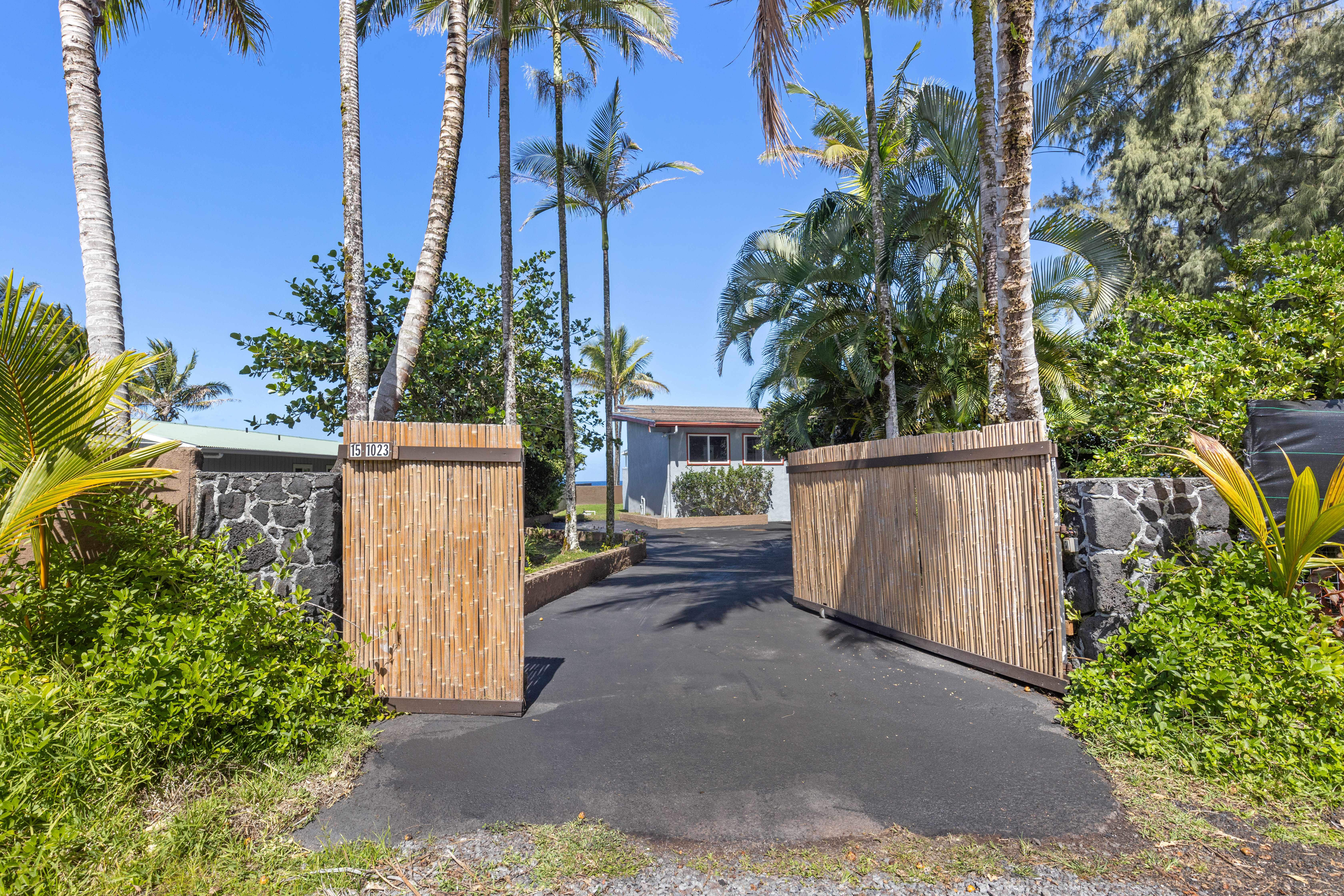 15-1023 ALA HEIAU RD, Keaau, HI 96749