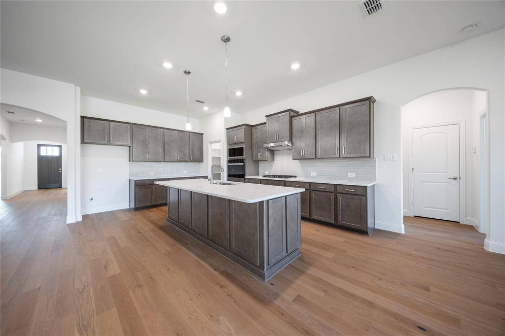 307 Symphony Avenue, Forney, TX 75126
