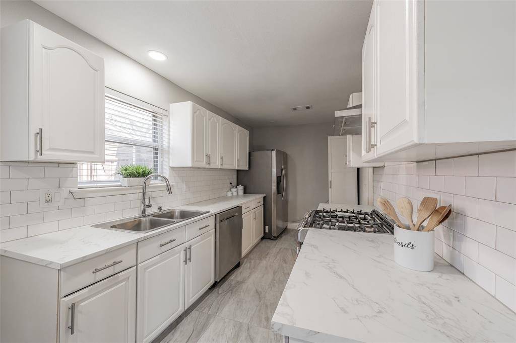 808 Intervale Drive, Garland, TX 75043