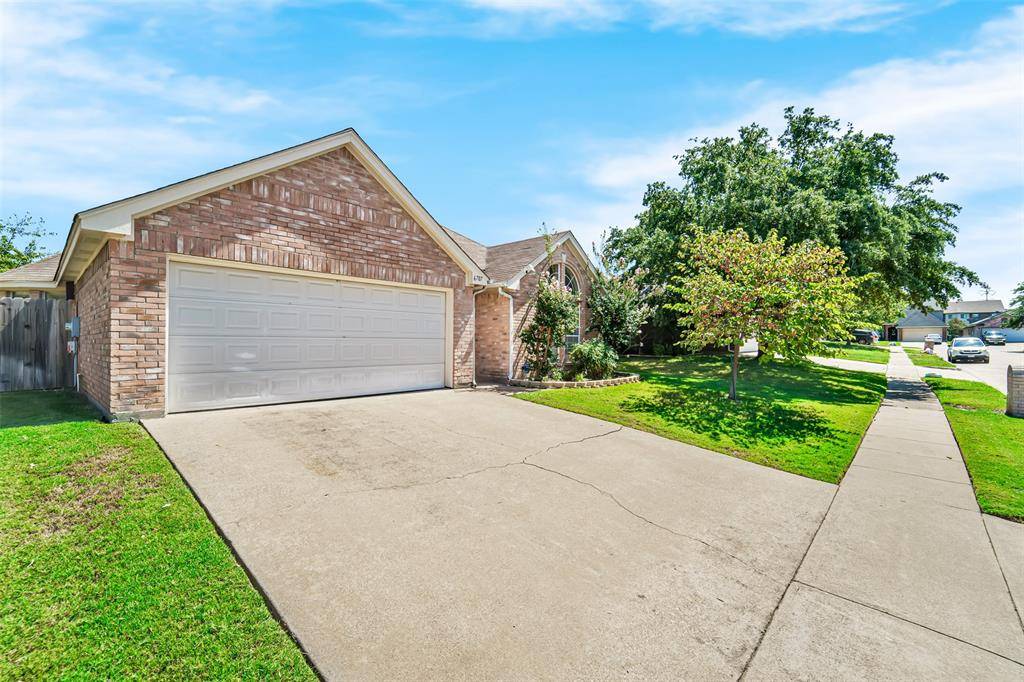 6707 Classen Trail, Arlington, TX 76002