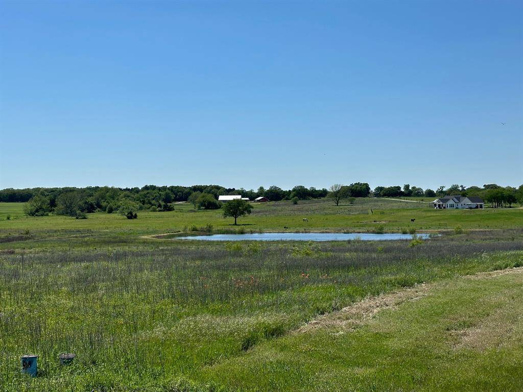 524 Jrc Road, Gainesville, TX 76240