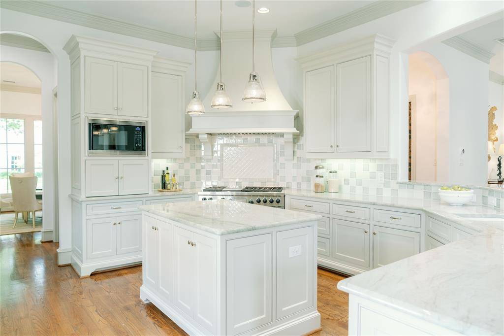 4540 Belclaire Avenue, Highland Park, TX 75205