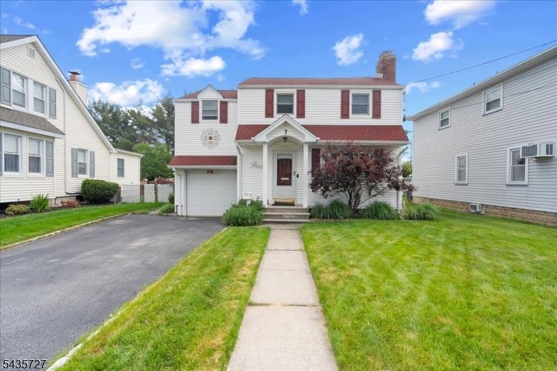 7 Halsey Ave, Riverdale Boro, NJ 07457