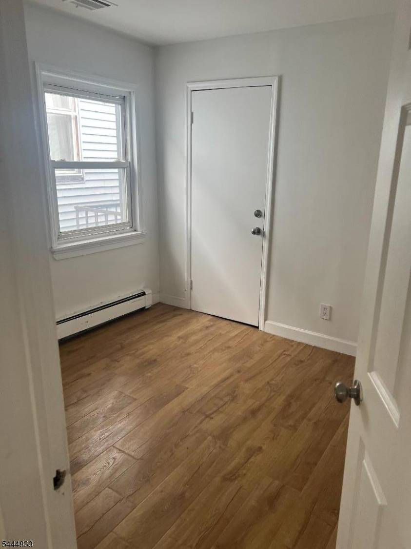 163 Court St, Elizabeth City, NJ 07206