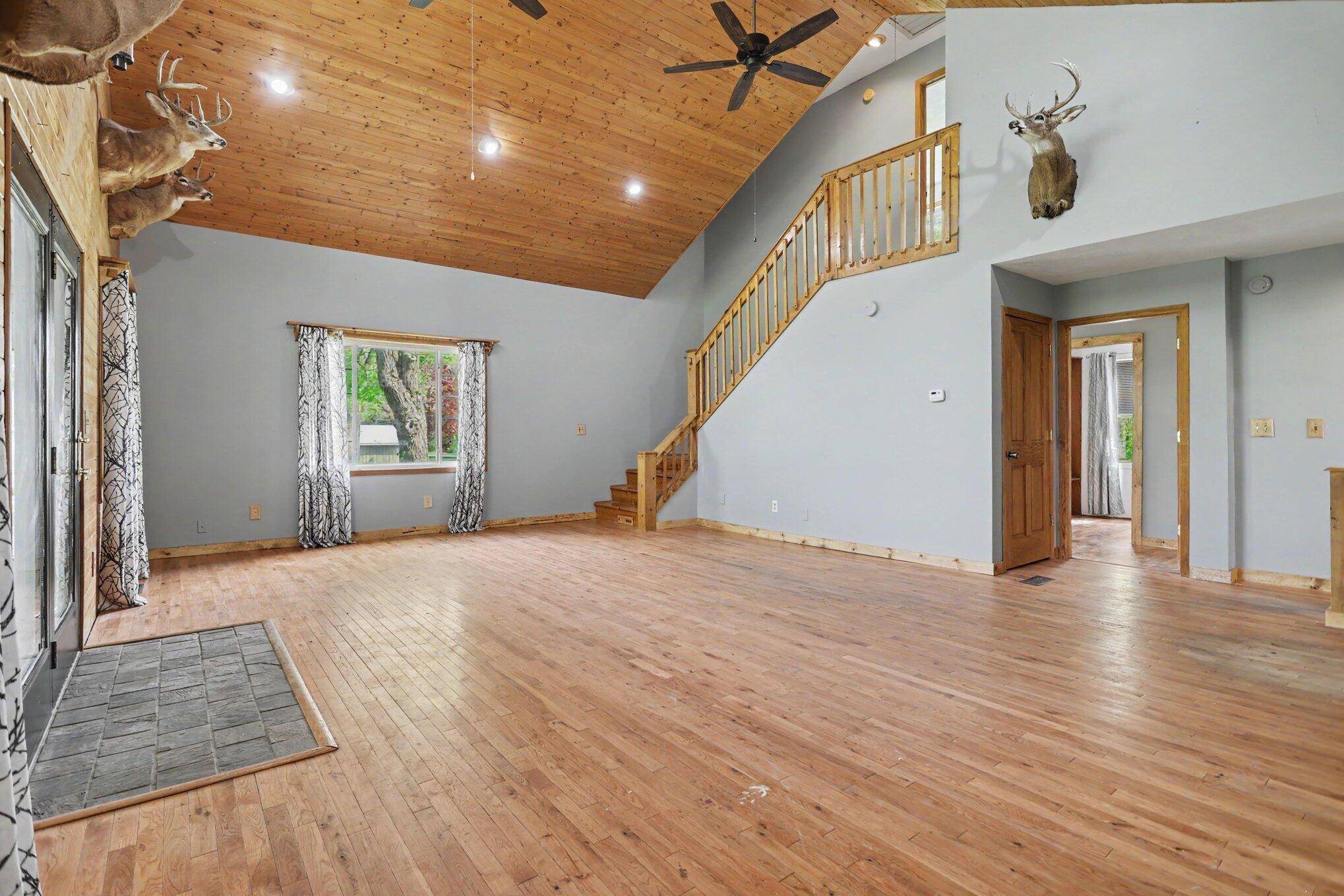 243 E Catherine ST, Bellevue Village, MI 49021