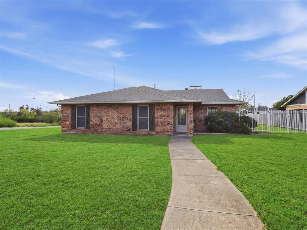 2110 Azalea Street, Denton, TX 76205