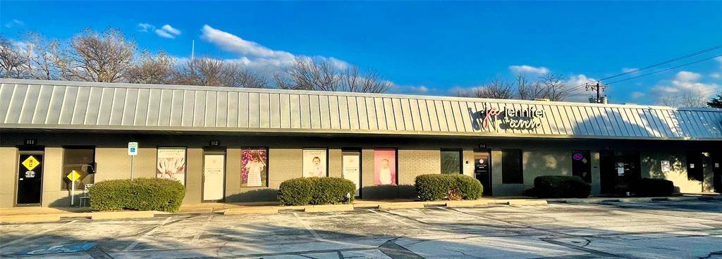 610 E Byron Nelson Boulevard #112-114, Roanoke, TX 76262
