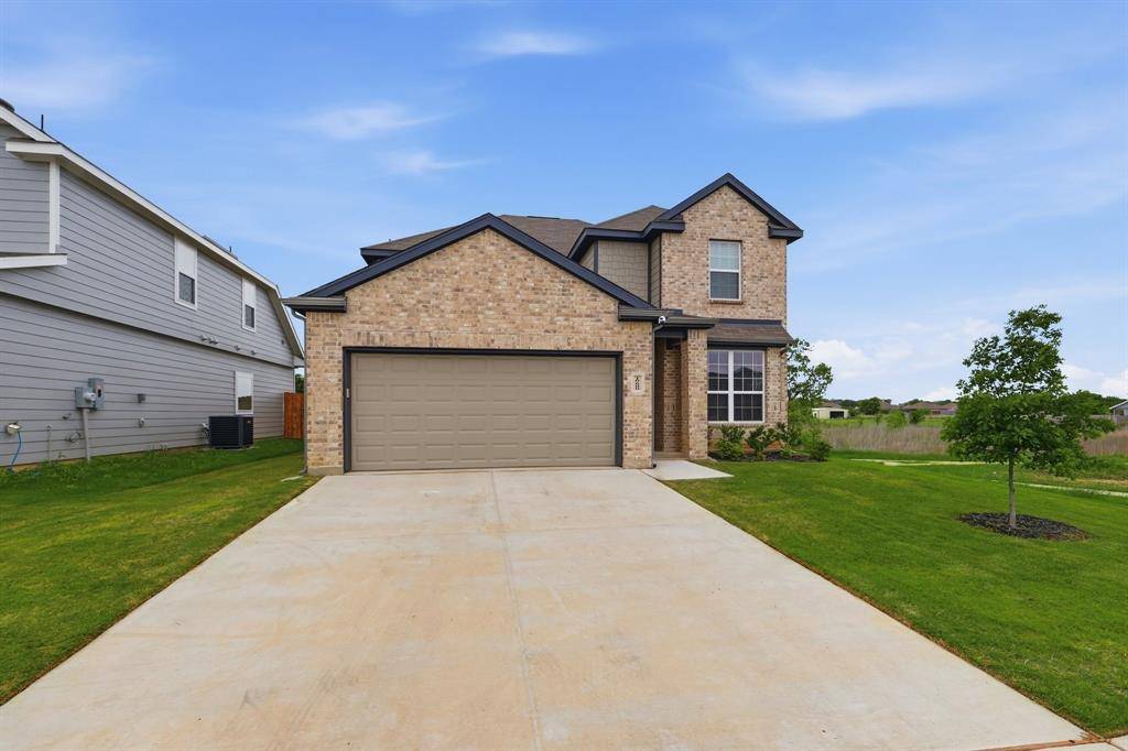 10600 Brocket Lane, Fort Worth, TX 76036