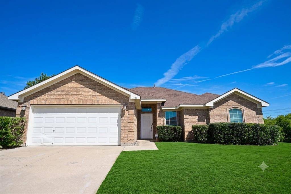 1631 Mt Zion Drive, Arlington, TX 76018