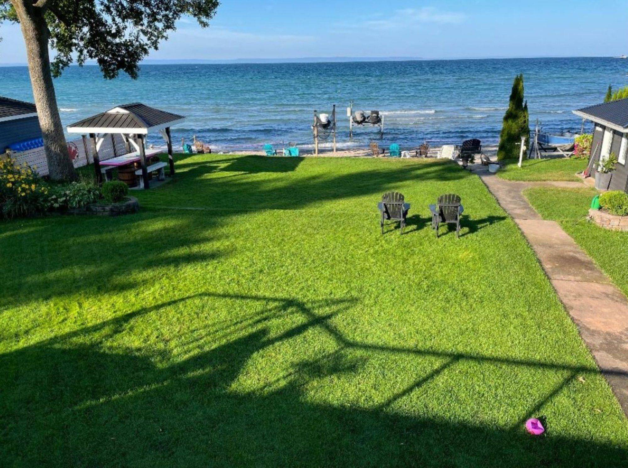 8 TINY BEACHES RD S, Tiny, ON L0L 2J0