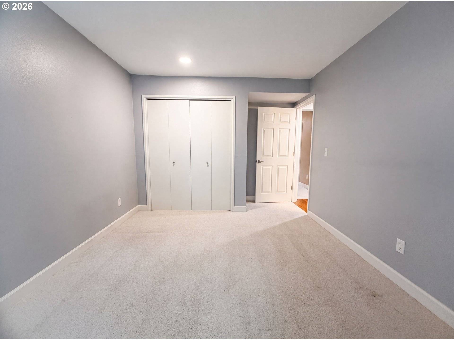 48 EAGLE CREST DR #5F, Lake Oswego, OR 97035