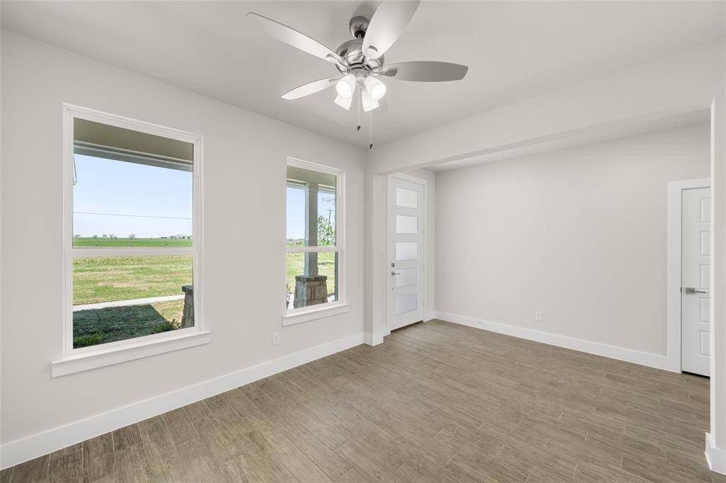 2870 FM 878, Waxahachie, TX 75165