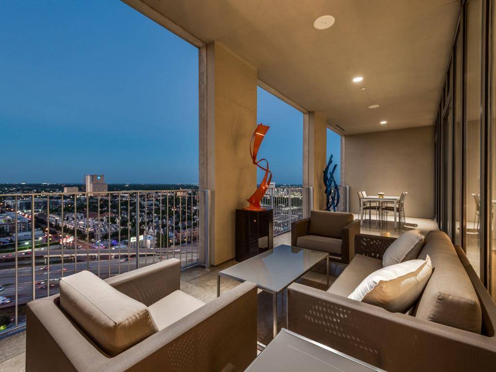 1717 Arts Plaza #1804, Dallas, TX 75201