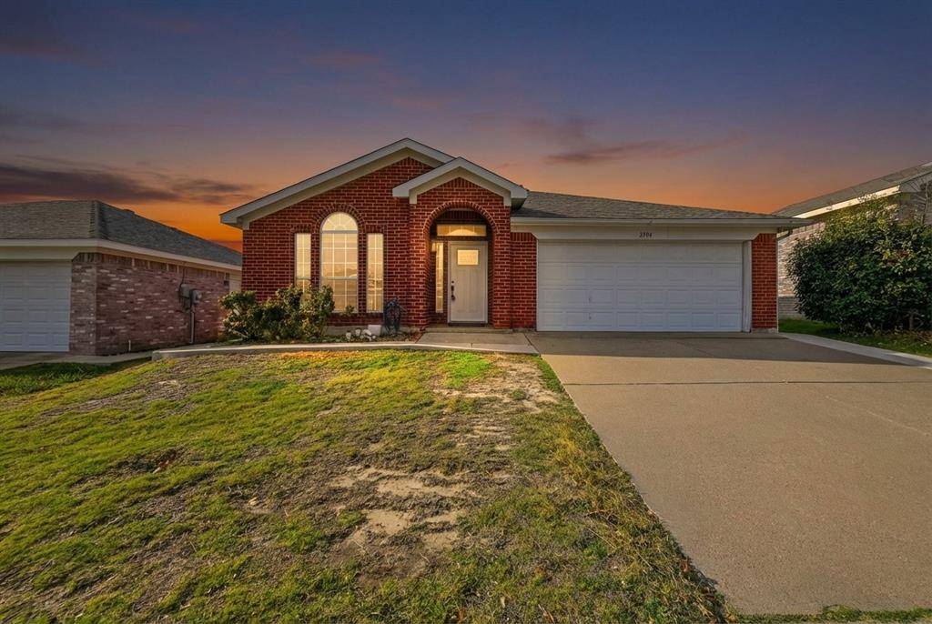 2504 Nogales Drive, Fort Worth, TX 76108