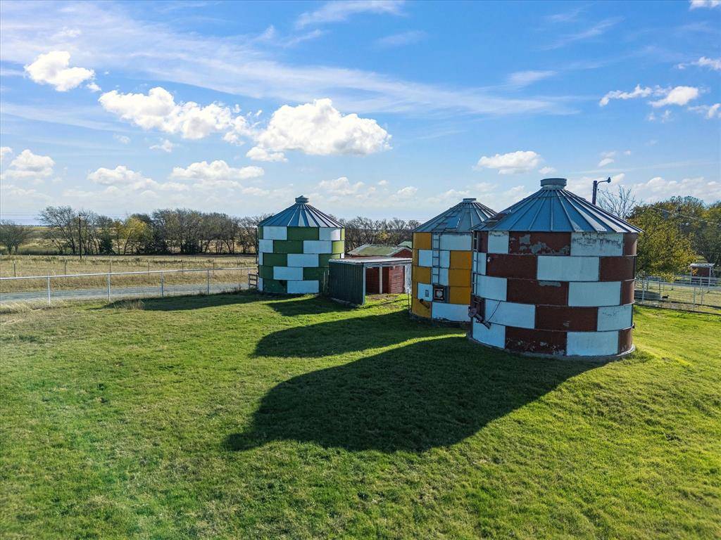 117 County Road 2646, Decatur, TX 76234