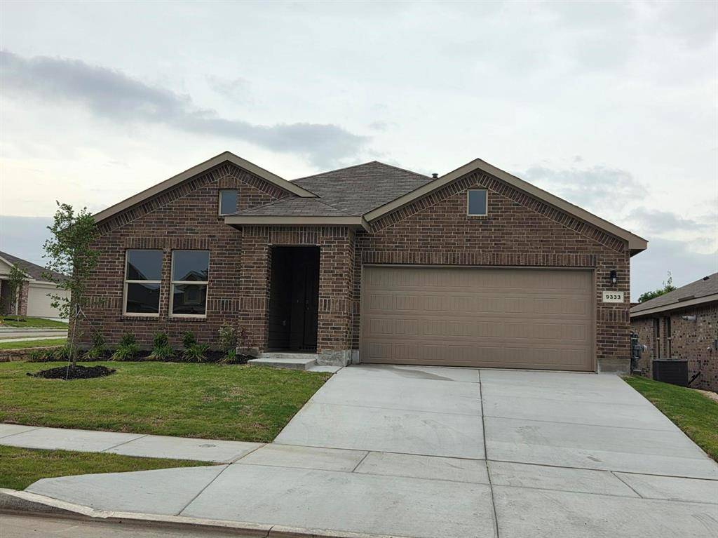 9333 SUBJECK Way, Fort Worth, TX 76108