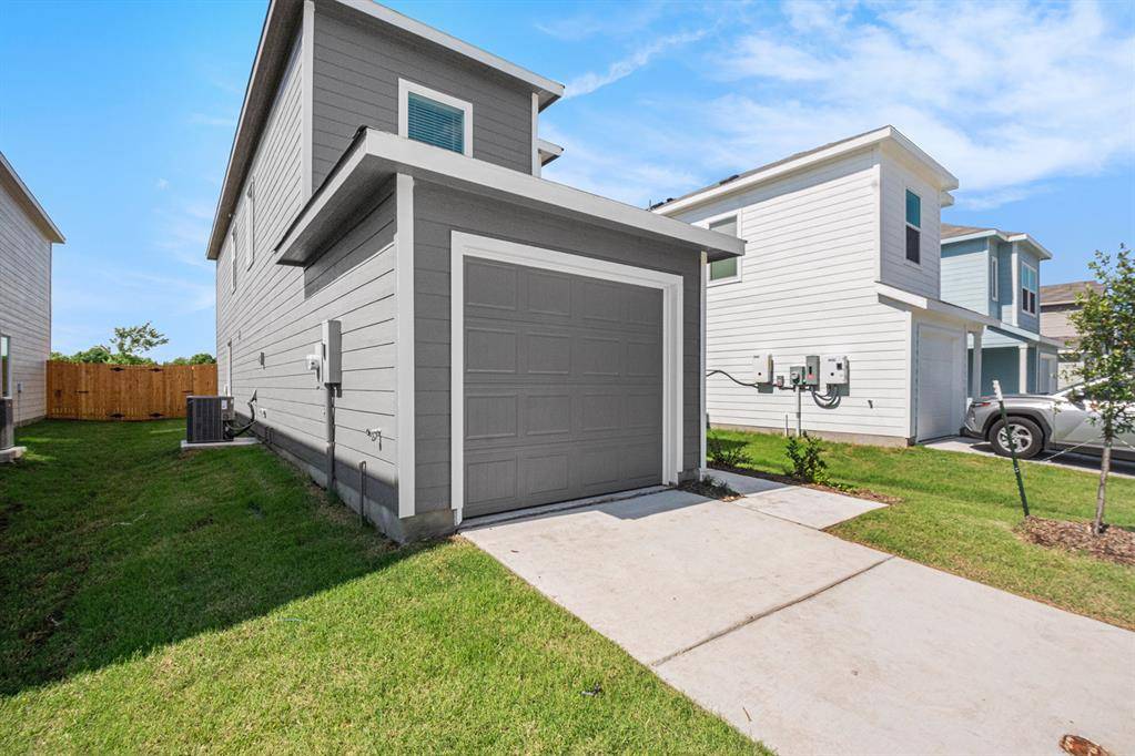 911 Sandhill Crane Lane, Princeton, TX 75407